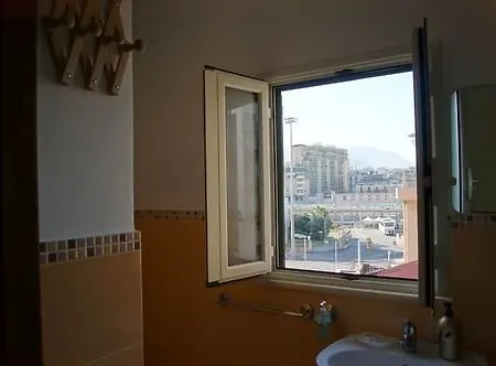 La Casa Del Cocchiere Panzió Palermo